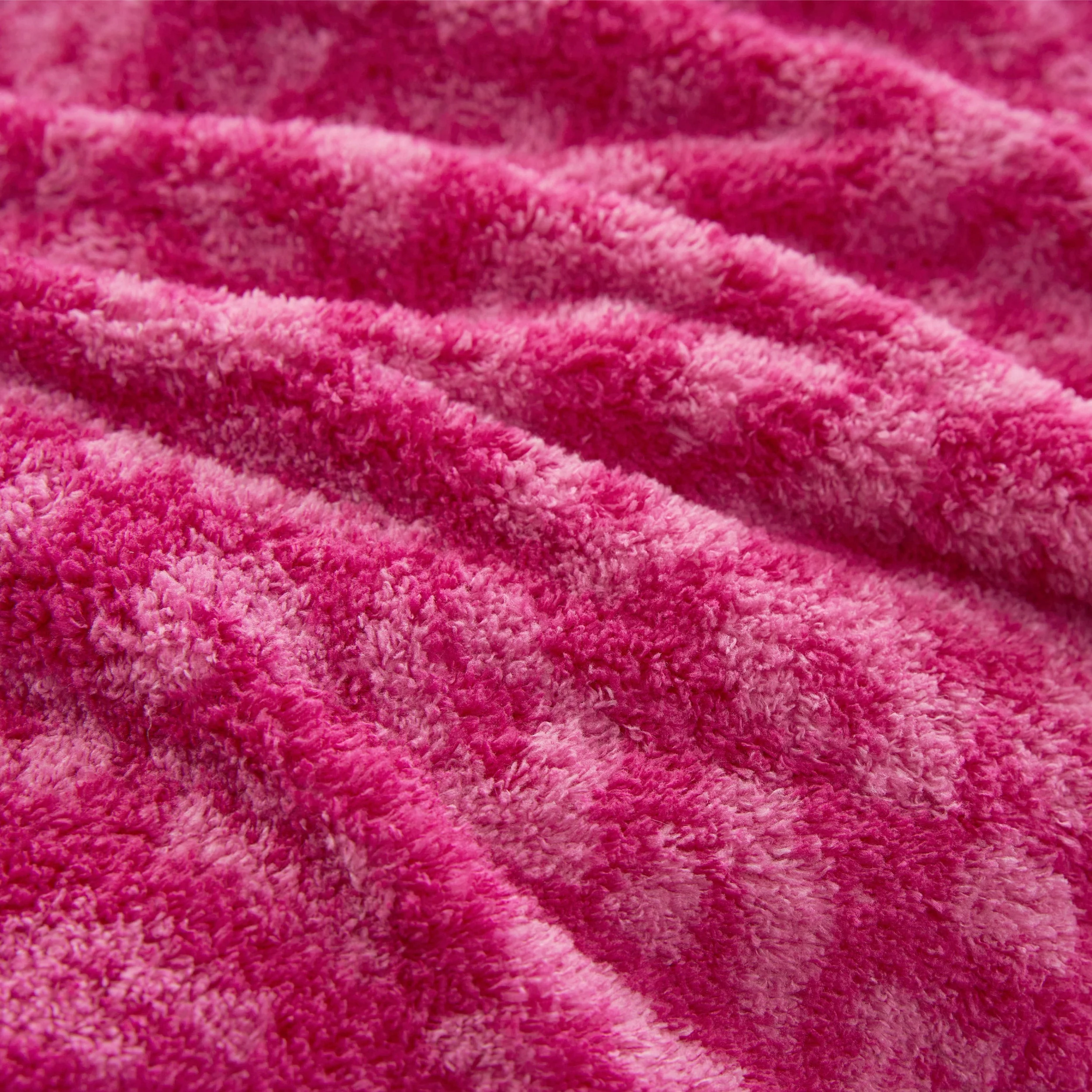 Cheetah Feathered Comforter Set - Image 5