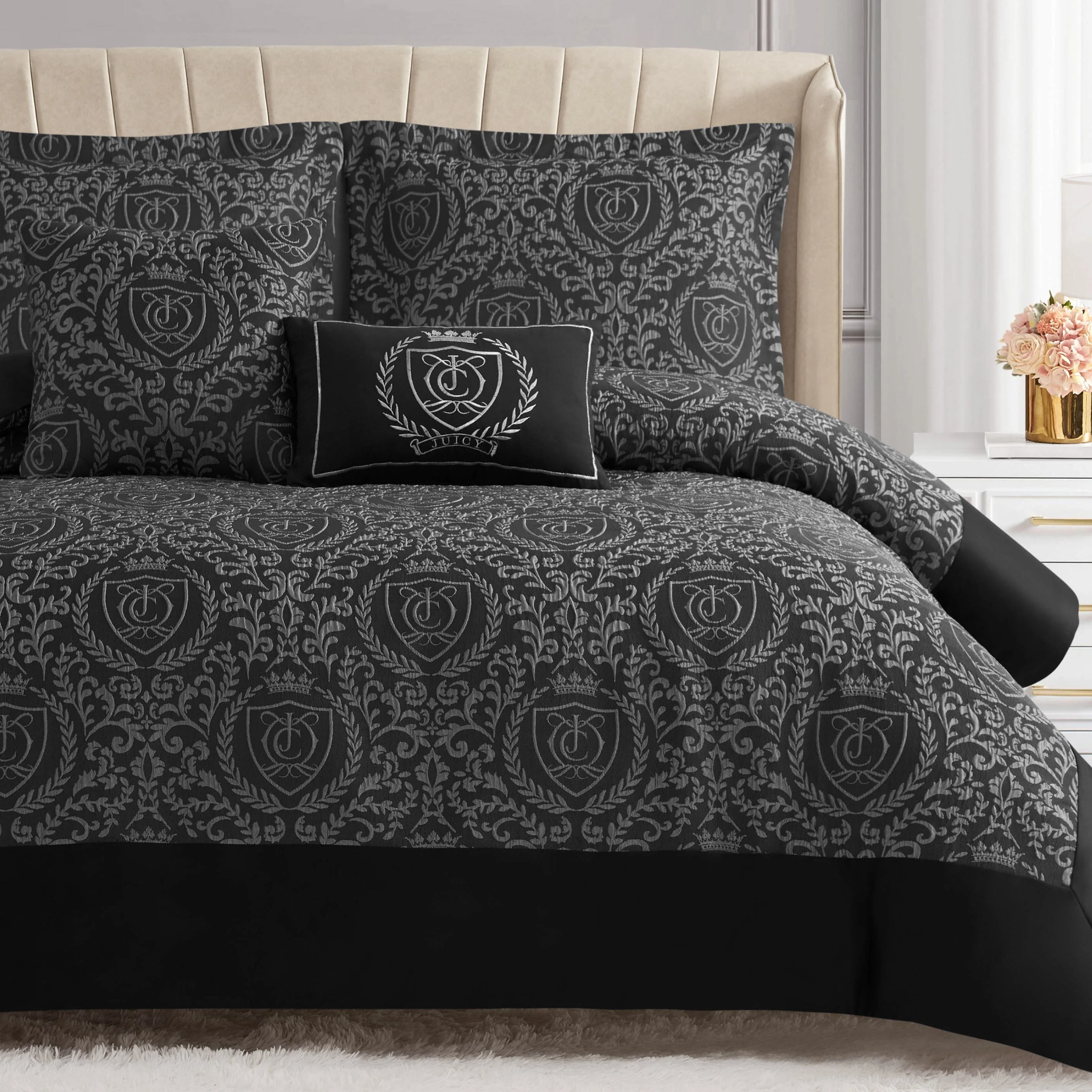 Dovona Comforter Set - Image 3
