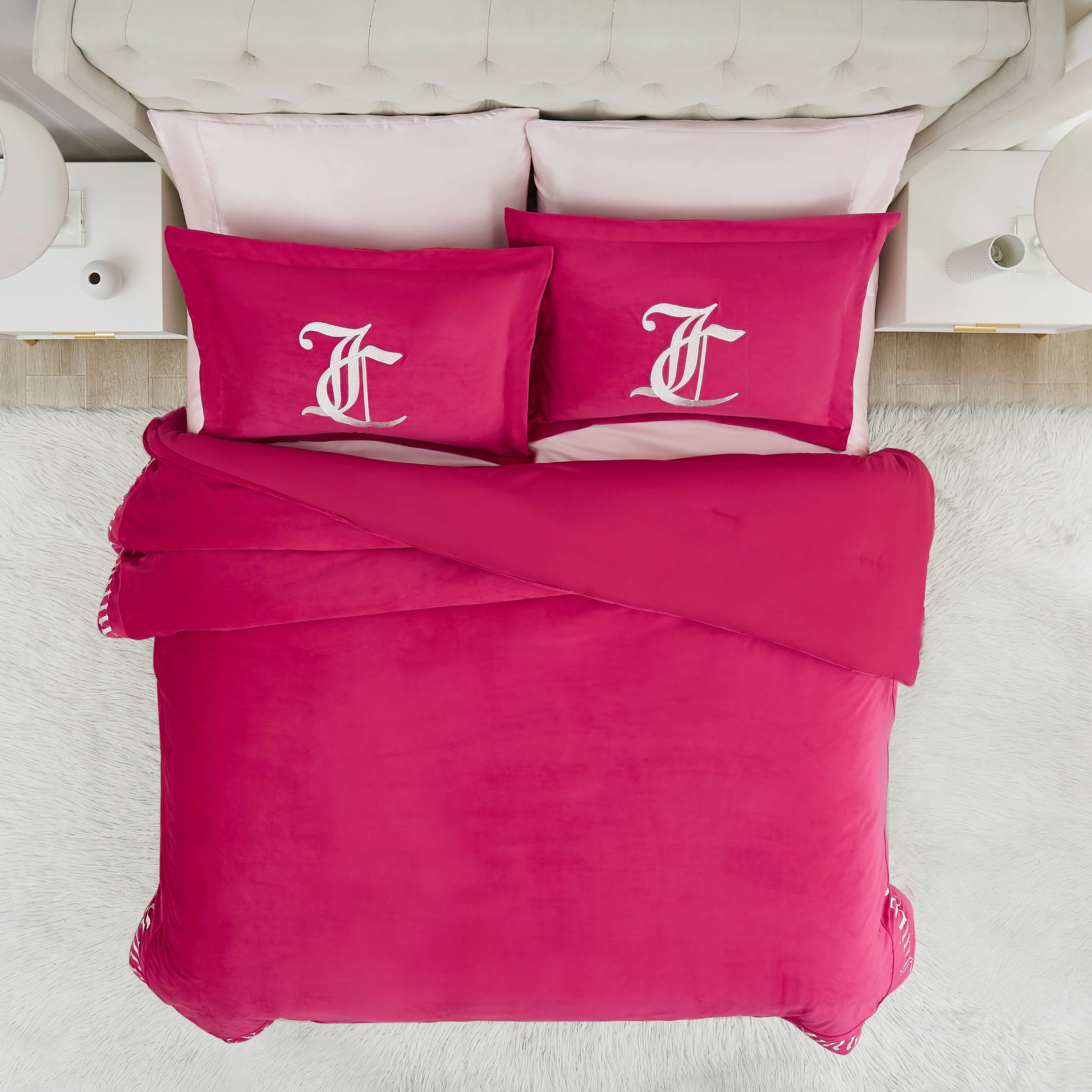 Gothic Comforter Set - Image 3
