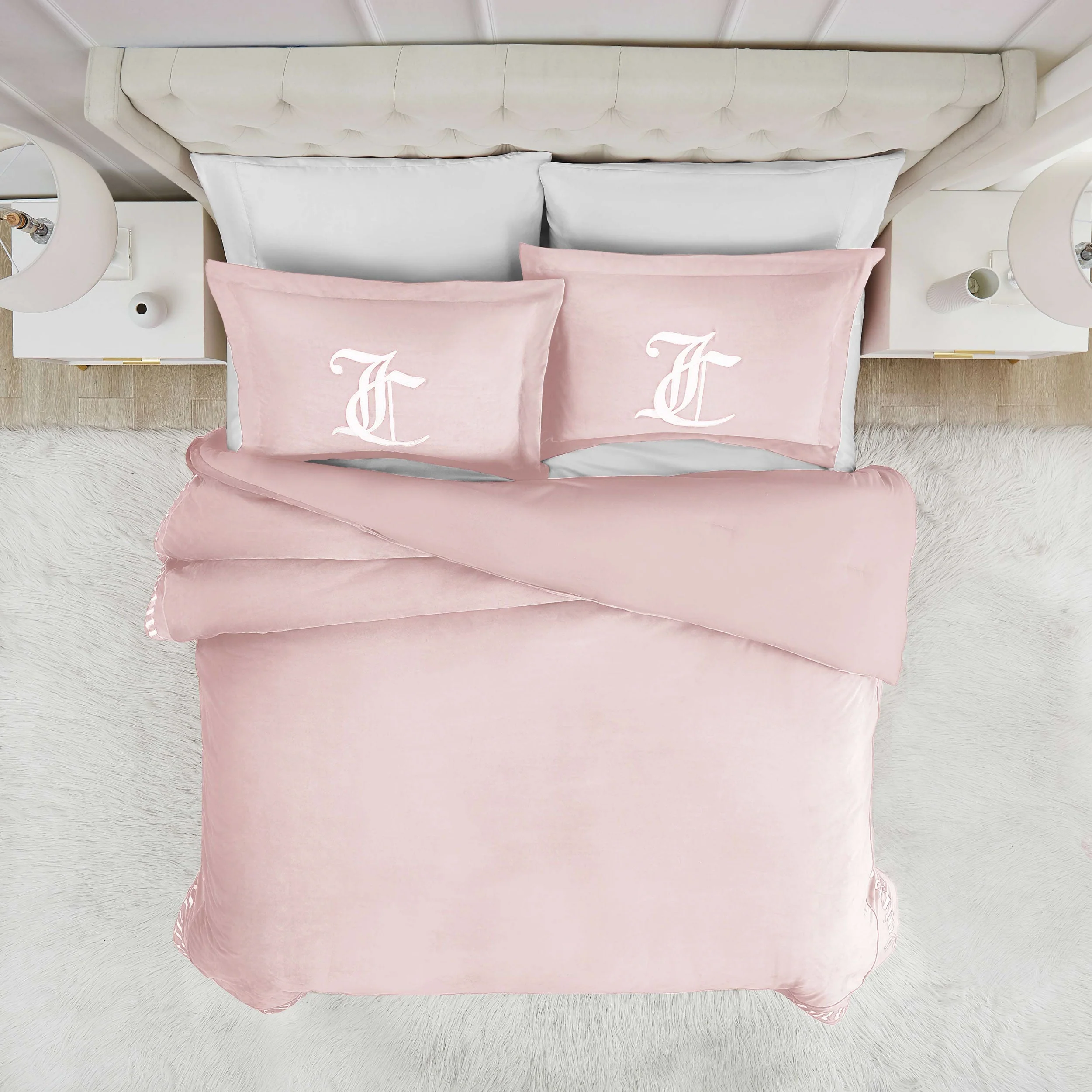 Gothic Comforter Set - Image 3