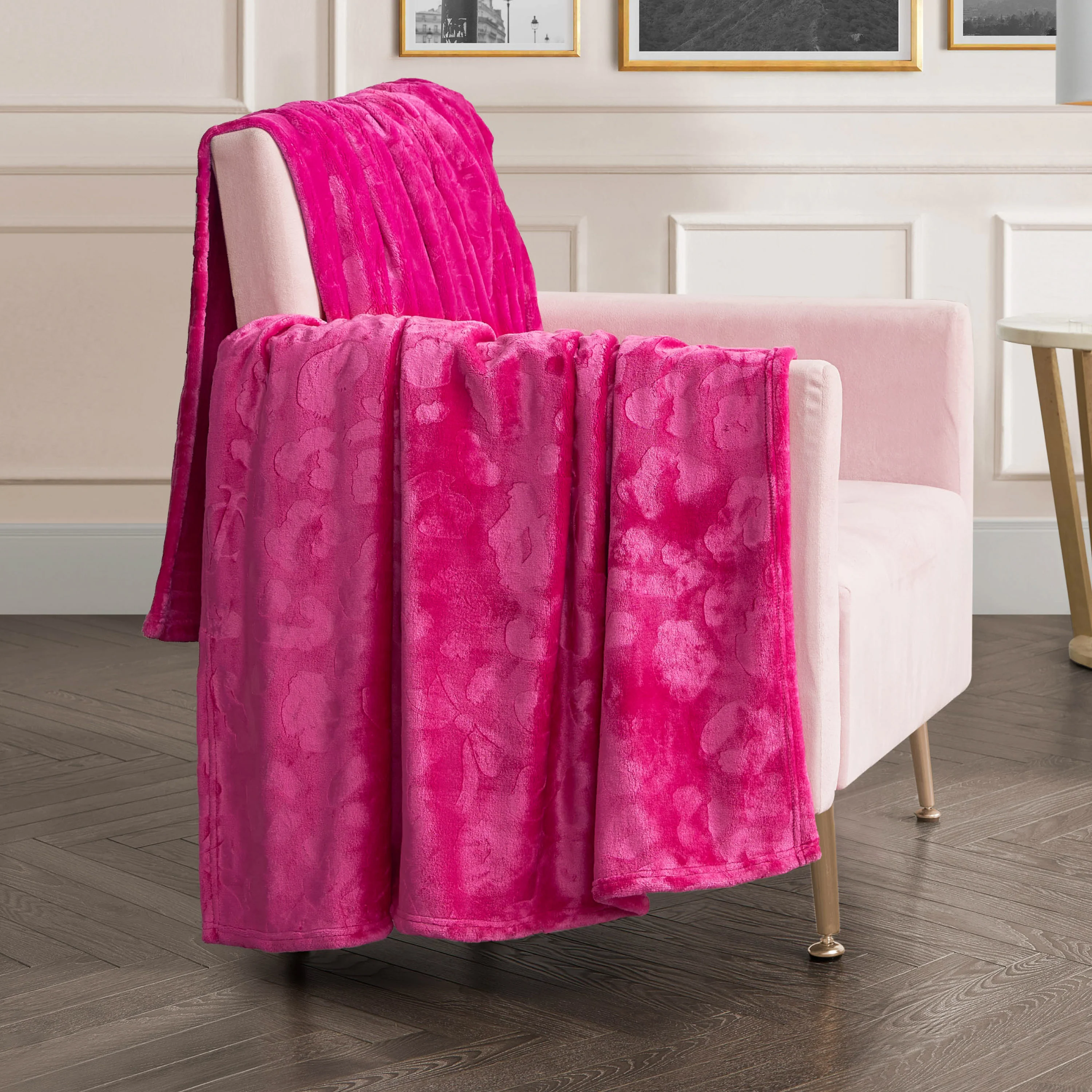 Plush Oversized Throw Blanket, 60" x 90" - Image 4