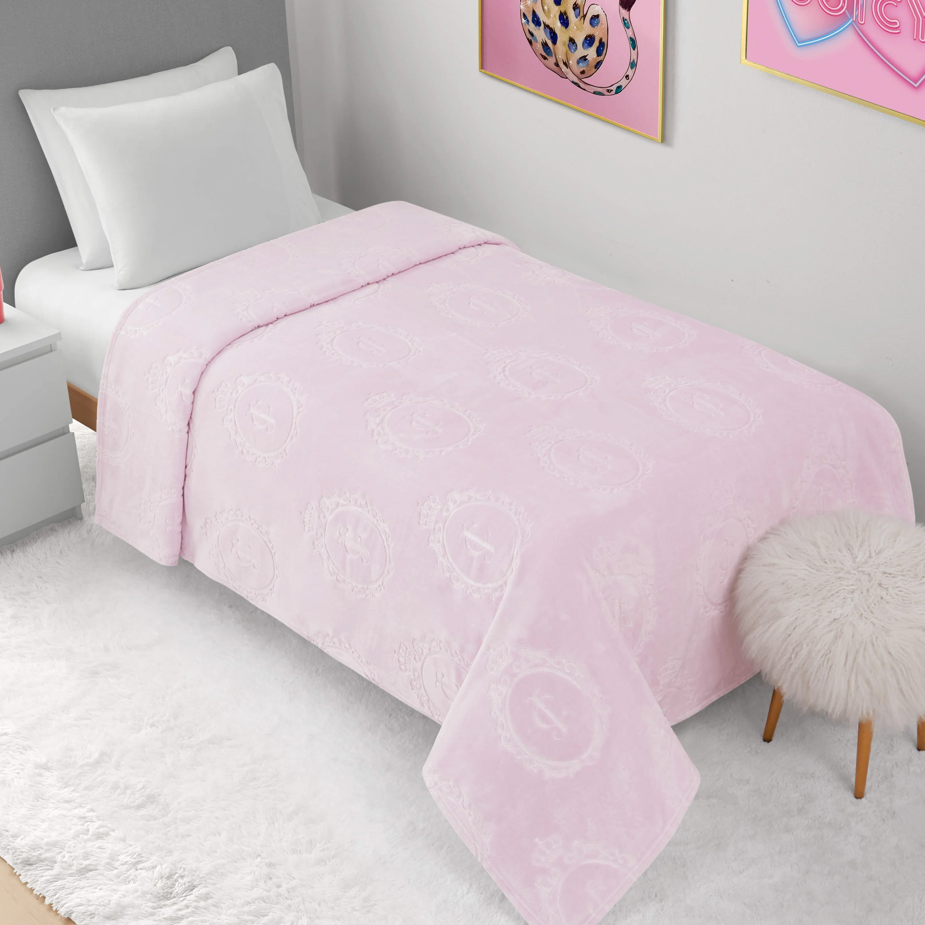 Plush Oversized Throw Blanket, 60" x 90" - Image 5