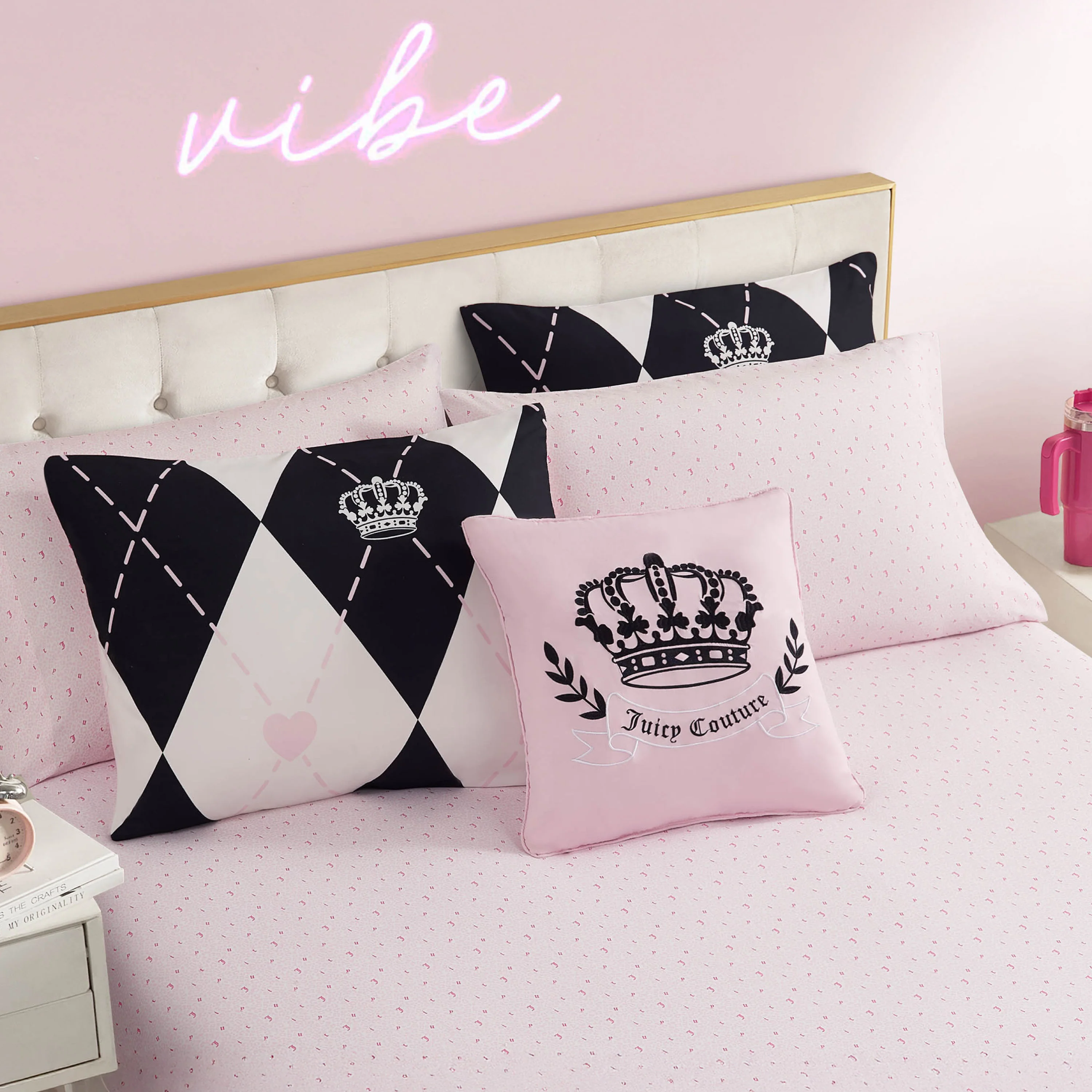 Royal Argyle Reversible Bed in a Bag Bedding Set - Image 5